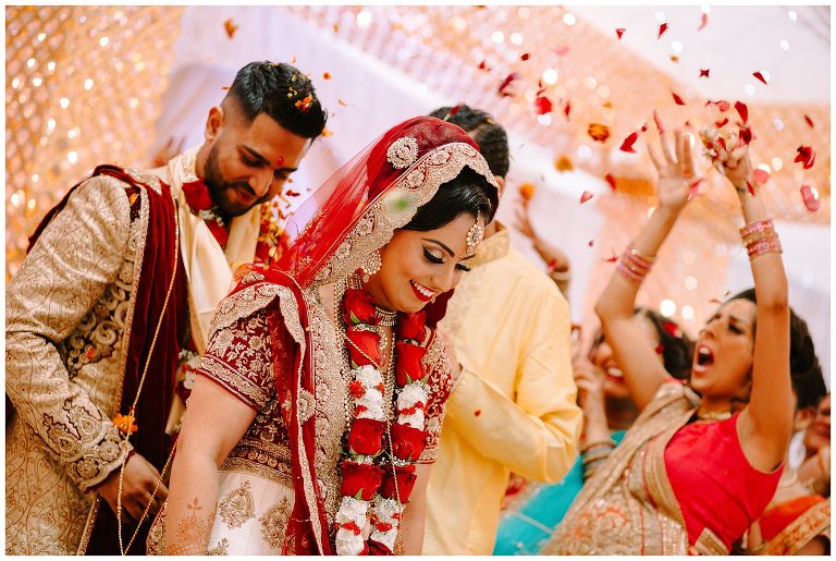 Hindu wedding bride groom hi-res stock photography and images - Alamy