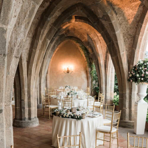 Wedding in the crypt villa cimbrone