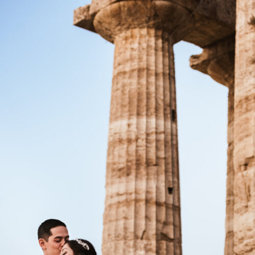 Destination wedding in Paestum