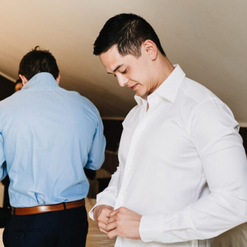 Paestum groom getting ready