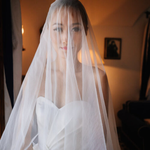 elegant bride in italy
